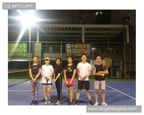 深圳网球队的团队协作之道：如何在赛场上实现完美配合与默契合作